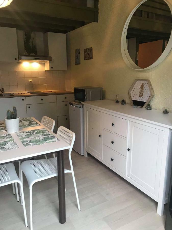 Вилла Loft Renove Au Calme A La Campagne Pour Famille Hastiere-par-dela Экстерьер фото